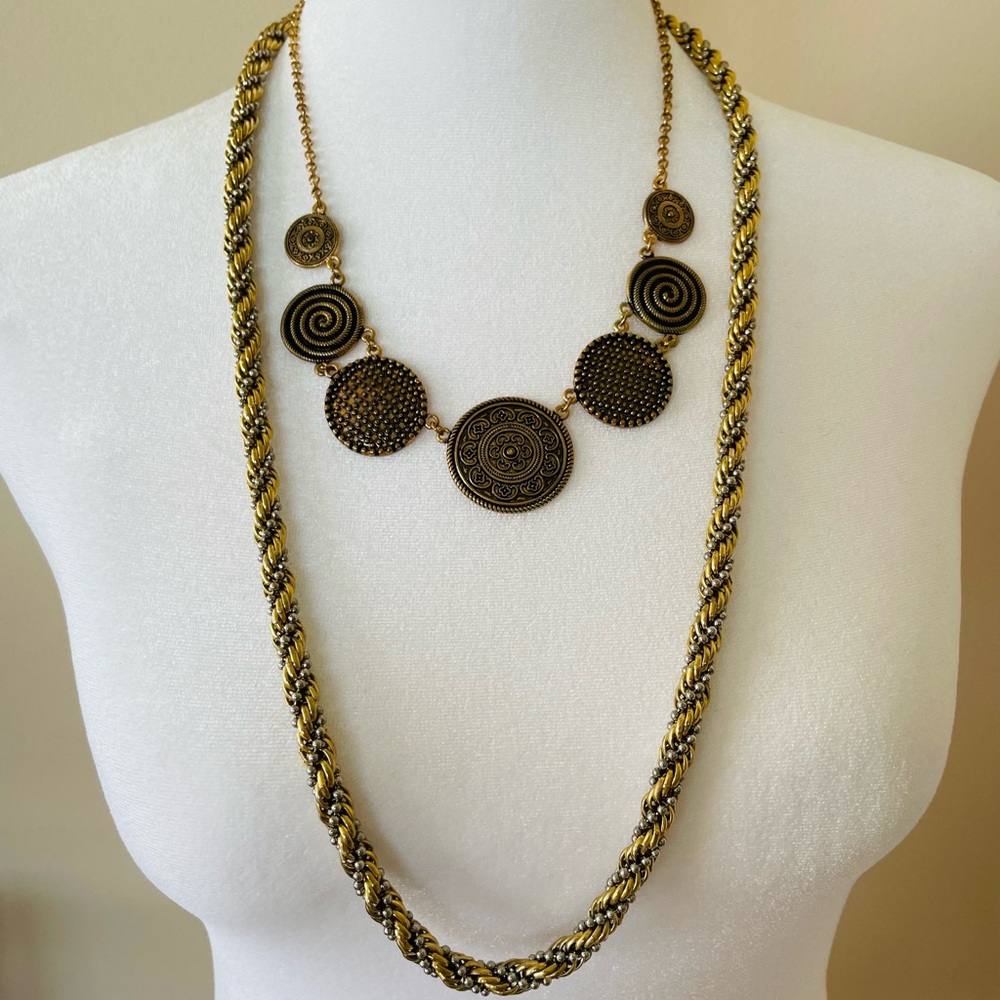 2 Vintage Bronze Tone Necklaces. 28” Twisted Rope chain necklace 20” Medallion